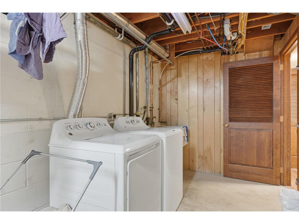 1527 E Windemere Circle NE Fridley MN 55421 7104755 image26