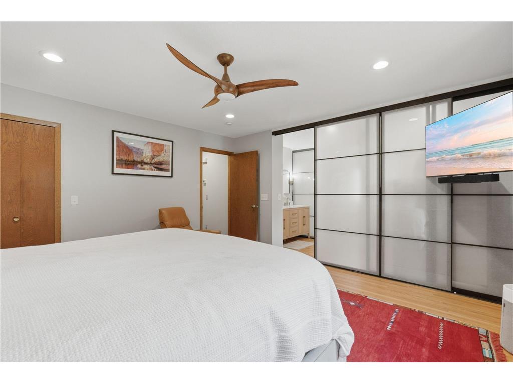 1527 E Windemere Circle NE Fridley MN 55421 7104755 image9