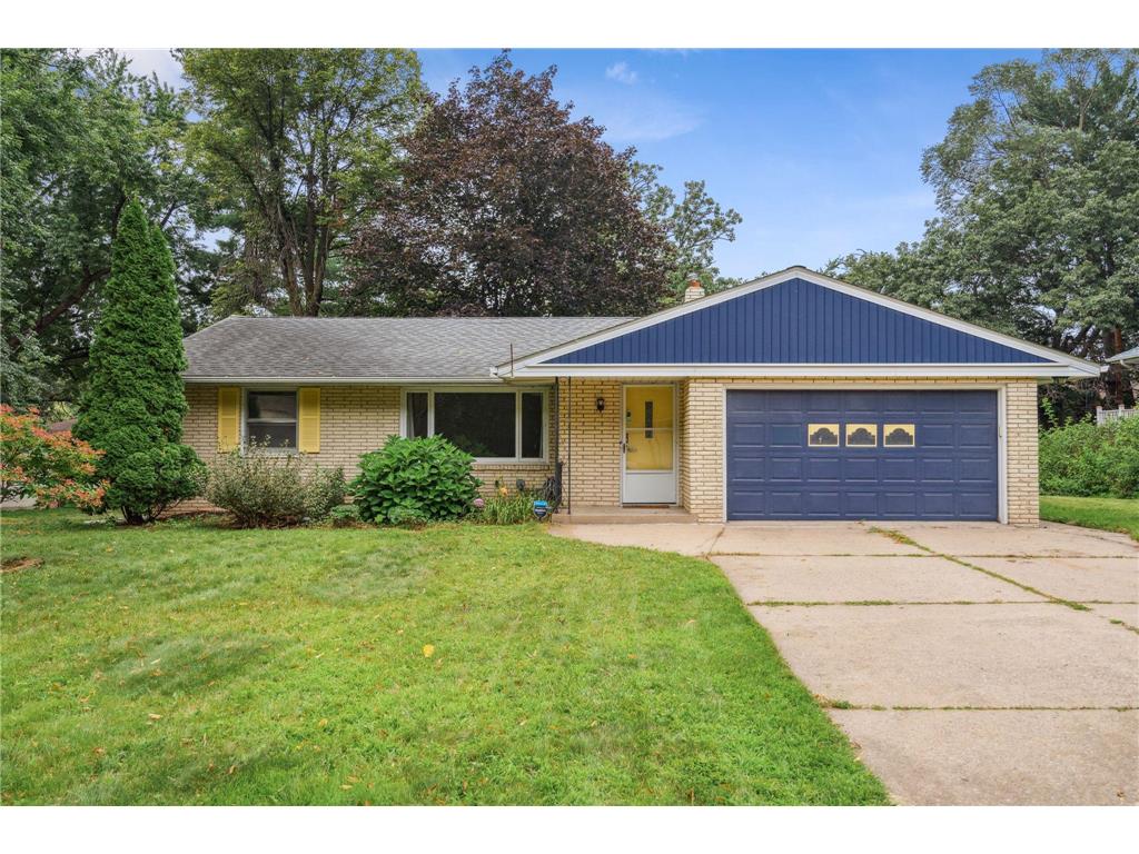 1527 English Street Saint Paul MN 55106 6579791 image1