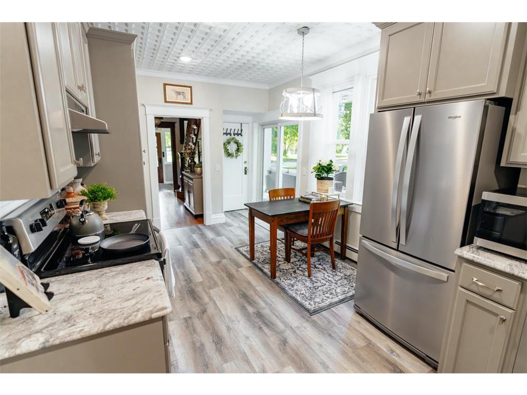 1527 Ford Avenue N Glencoe MN 55336 7112404 image11