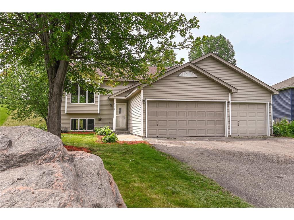 1527 Harvest Lane Shakopee MN 55379 6737240 image1