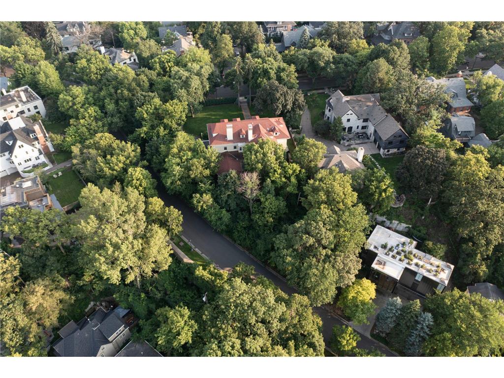 1527 Waverly Place Minneapolis MN 55403 6760675 image10