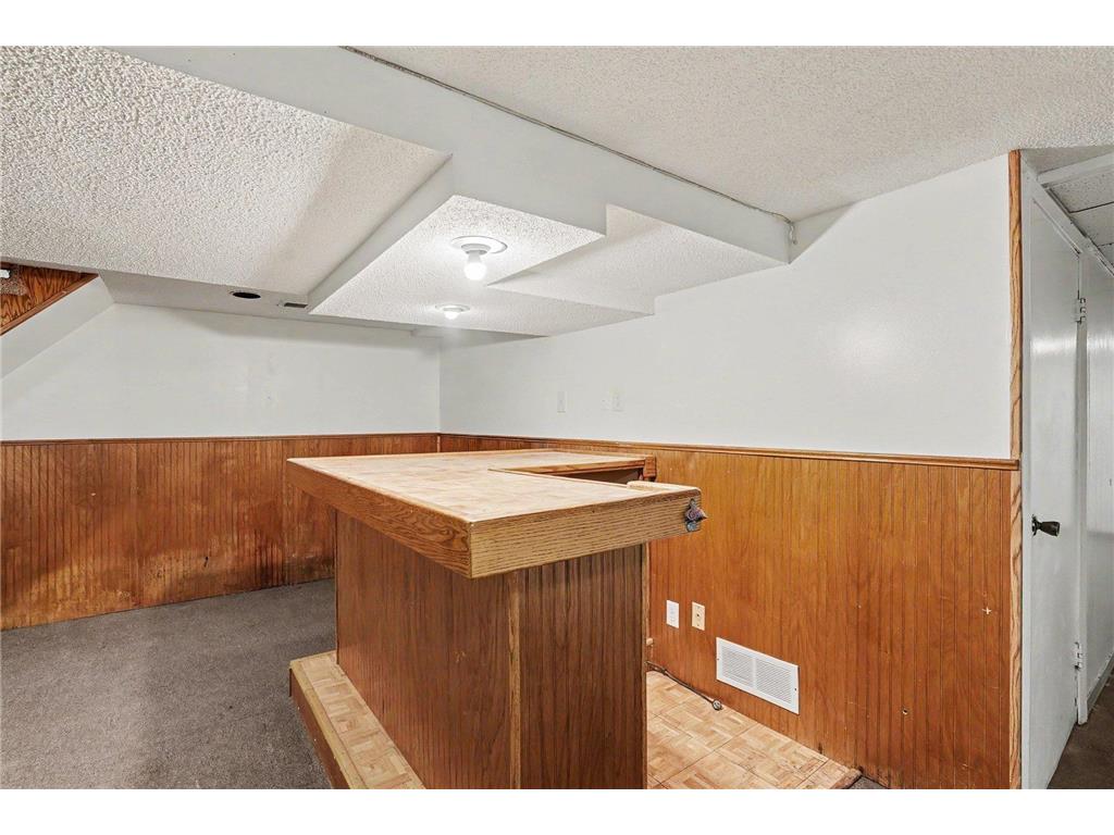1527 Winchell Street Saint Paul MN 55106 7110100 image14