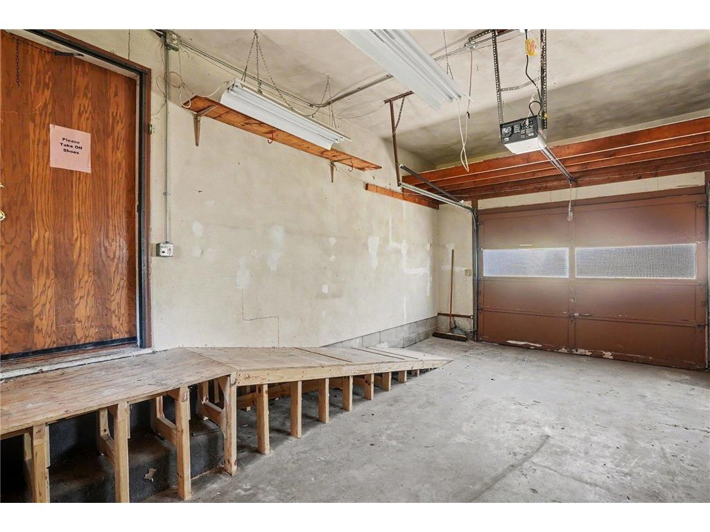1527 Winchell Street Saint Paul MN 55106 7110100 image25