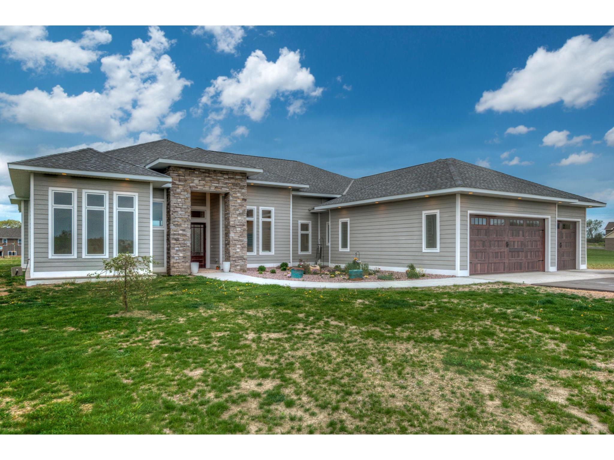 1528 96th Street, New Richmond, WI, 54017 MLS 5750701 Edina Realty