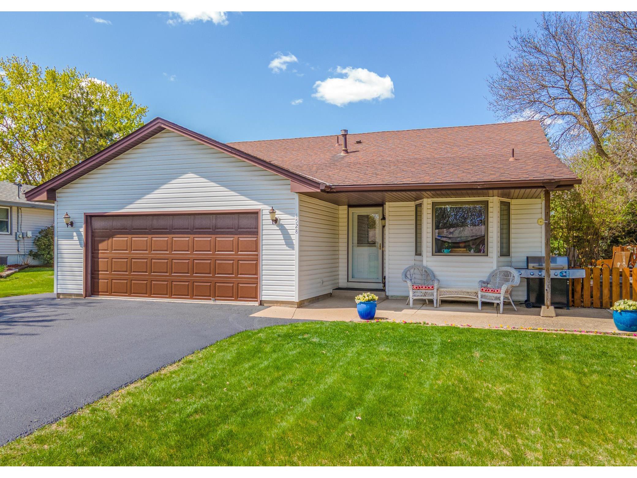 1528 Pennsylvania Avenue N, Champlin, MN 55316 MLS 5741379 Edina