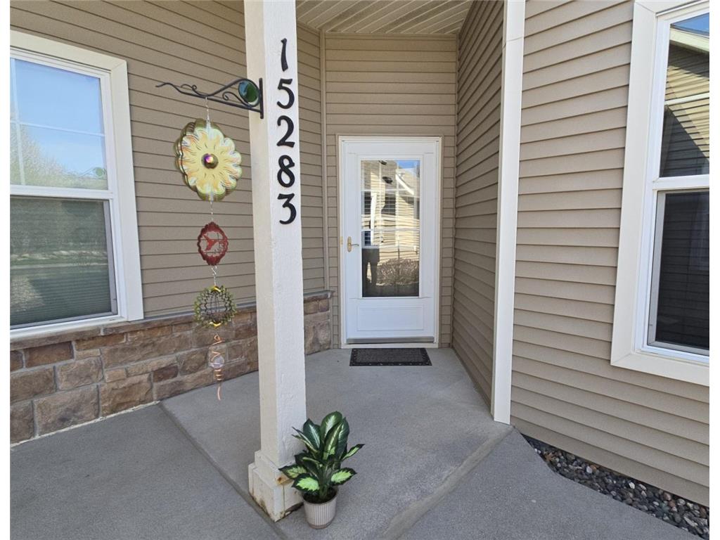 15283 Stonewood Court Burnsville MN 55306 7062531 image24