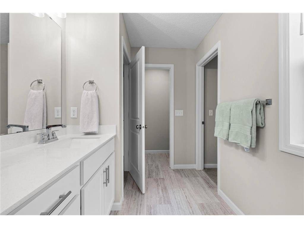 1529 100th Avenue NW Coon Rapids MN 55433 7017295 image31