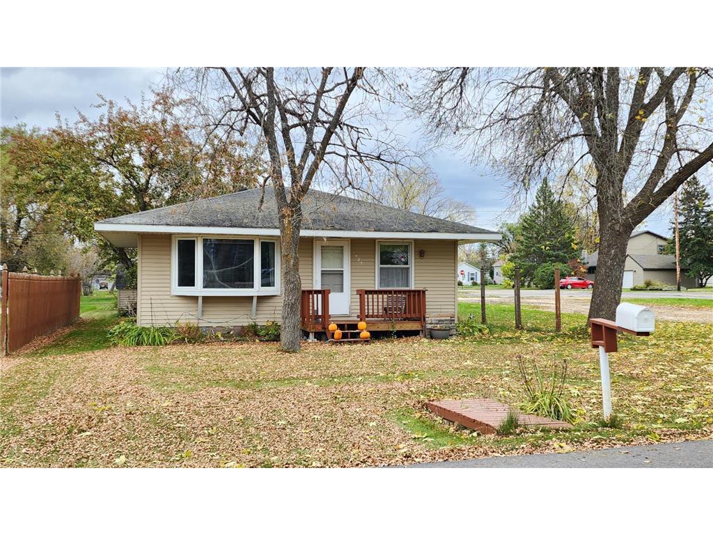 1529 1st Avenue E International Falls MN 56649 6447638 image1