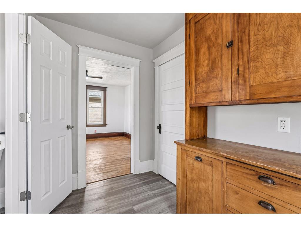 1529 Dale Street N Saint Paul MN 55117 7076447 image12