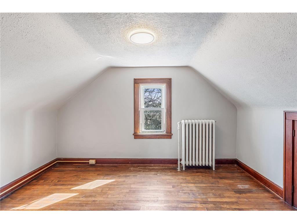 1529 Dale Street N Saint Paul MN 55117 7076447 image15