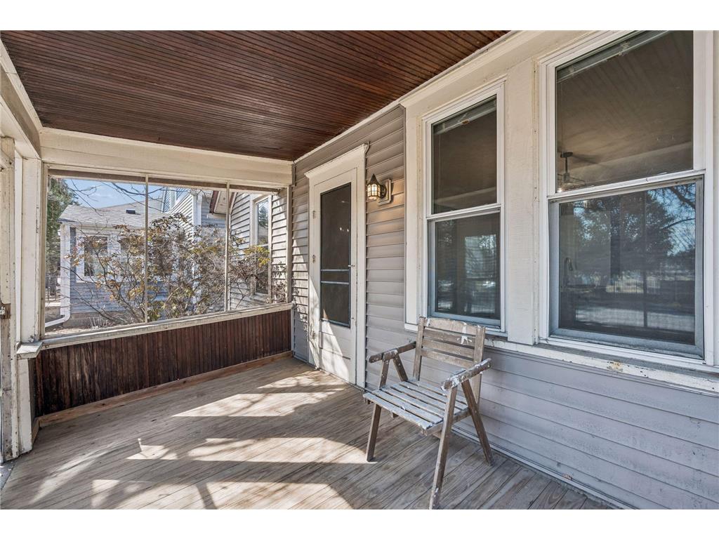 1529 Dale Street N Saint Paul MN 55117 7076447 image21