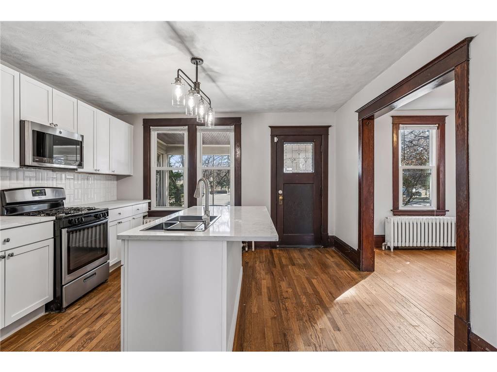 1529 Dale Street N Saint Paul MN 55117 7076447 image3
