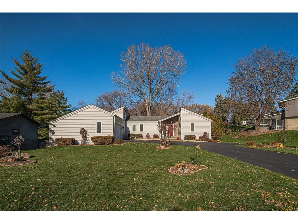 1529 Red Cedar Road, Eagan, MN, 55121 MLS 6471405 Edina Realty