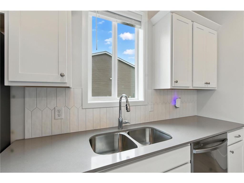 153 Gambel Street River Falls WI 54022 6820769 image10