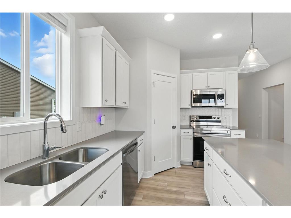 153 Gambel Street River Falls WI 54022 6820769 image11