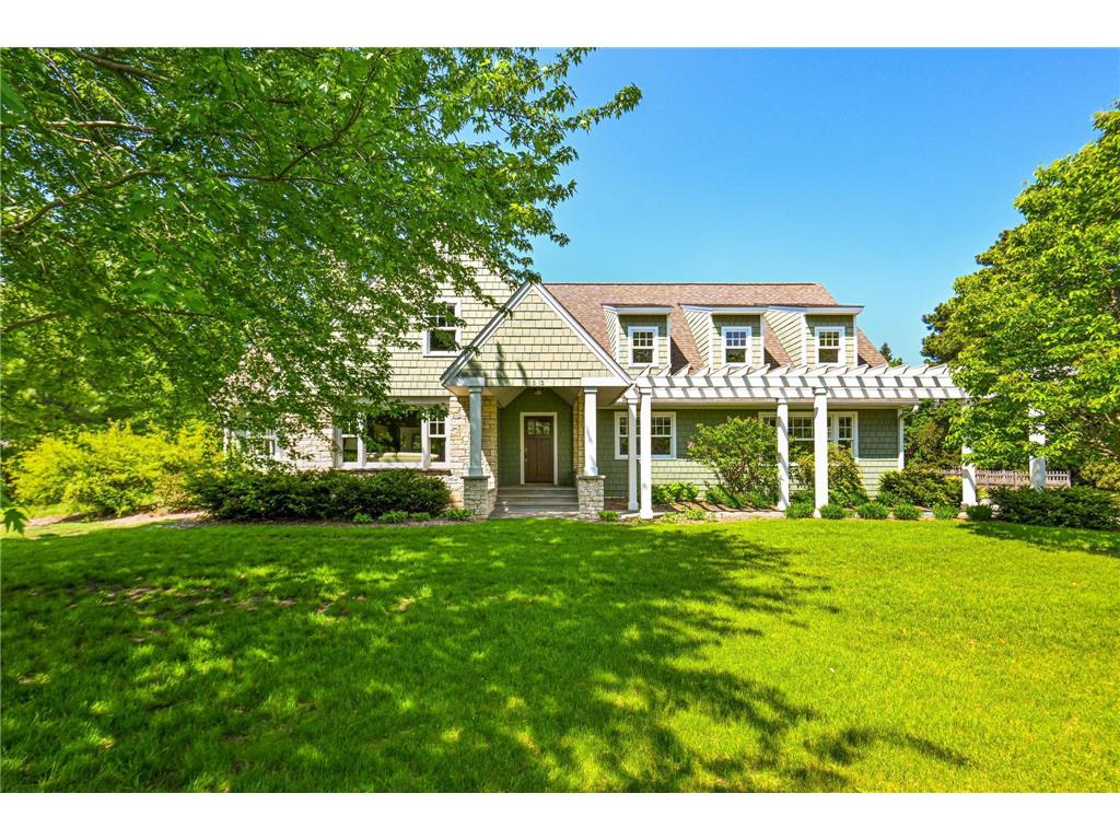 153 Lakeview Lane Wayzata MN 55391 6537090 image1