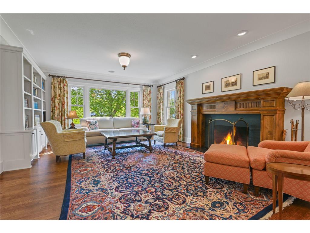 153 Lakeview Lane, Wayzata, MN, 55391 MLS 6537090 Edina Realty