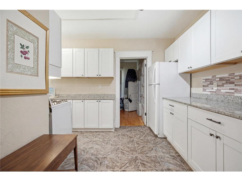1530 Sherburne Avenue Saint Paul MN 55104 7018078 image15