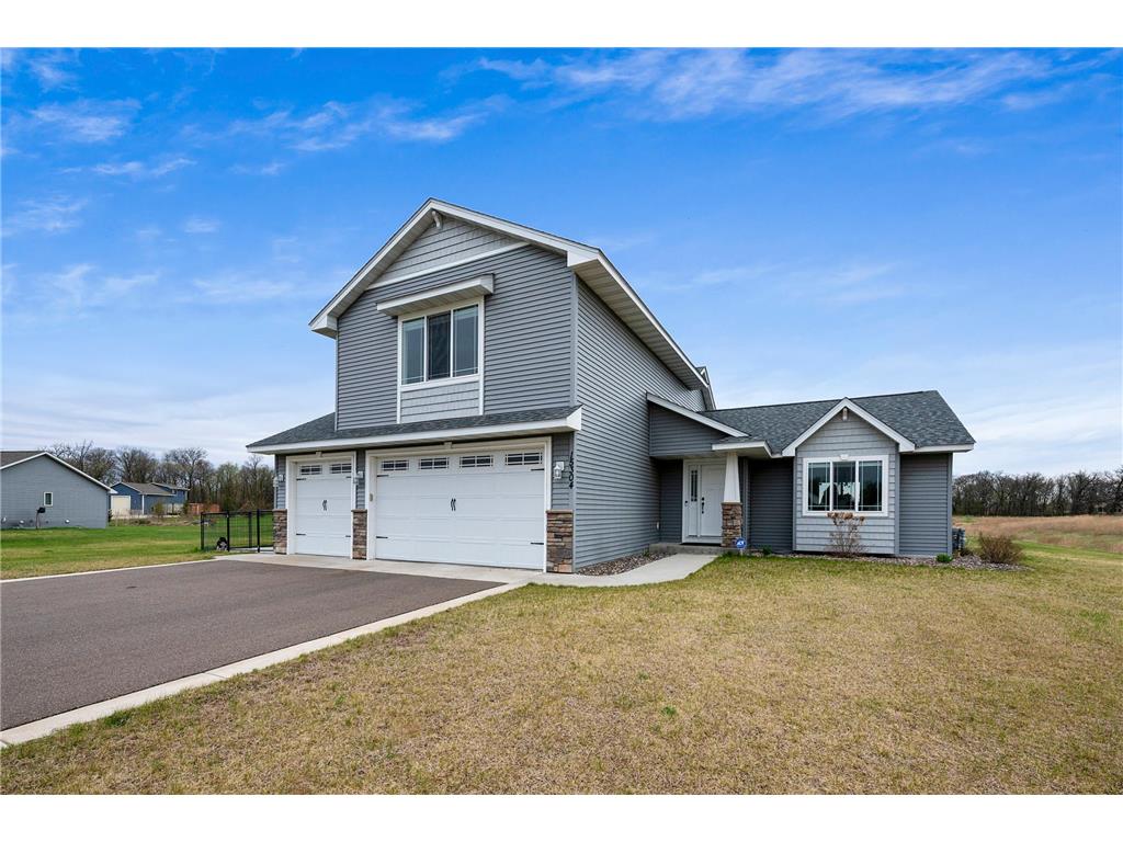 15304 290th Avenue NW Zimmerman MN 55398 7044944 image1