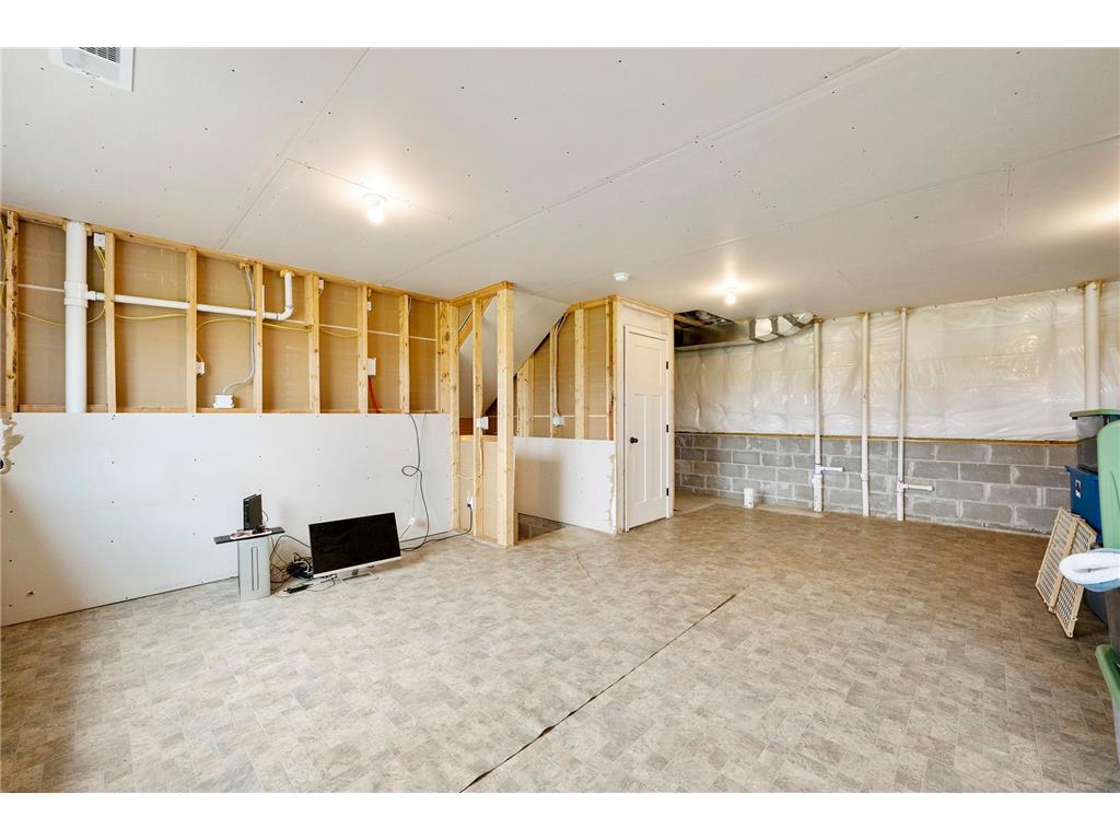 15304 290th Avenue NW Zimmerman MN 55398 7044944 image25