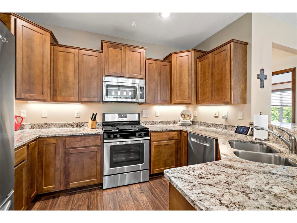 15305 Stonewood Court Burnsville MN 55306 7091086 image10