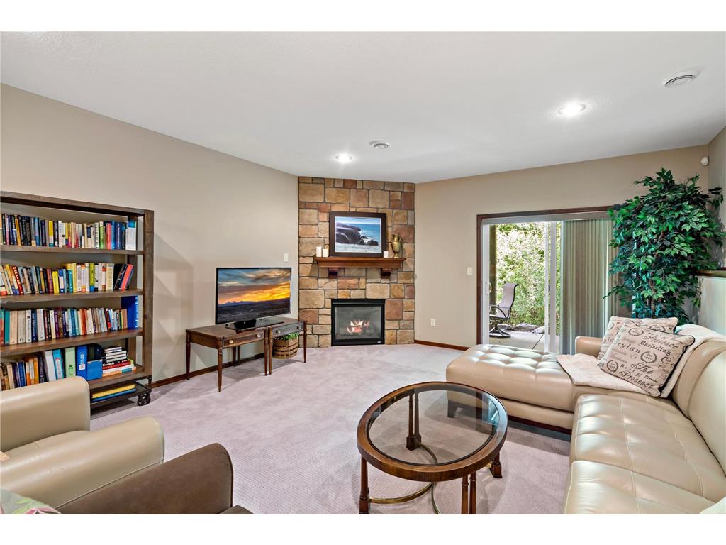 15305 Stonewood Court Burnsville MN 55306 7091086 image28