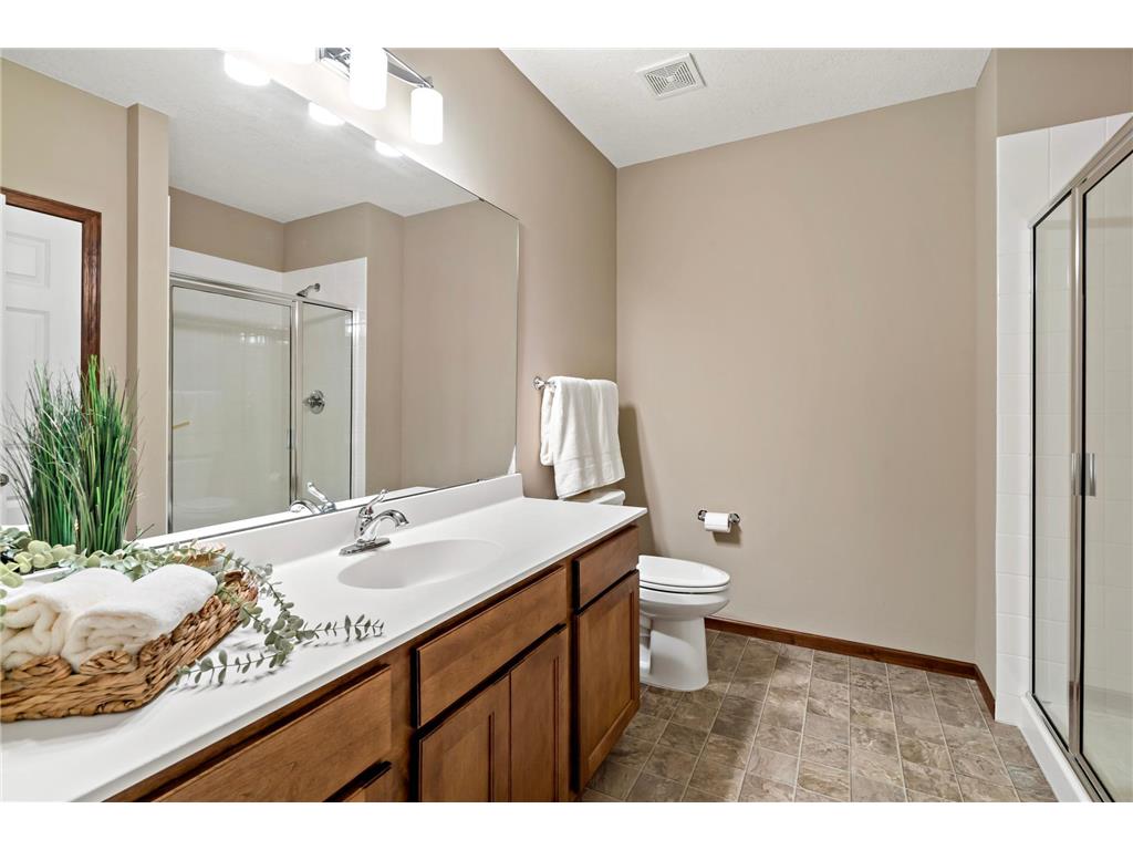 15305 Stonewood Court Burnsville MN 55306 7091086 image35