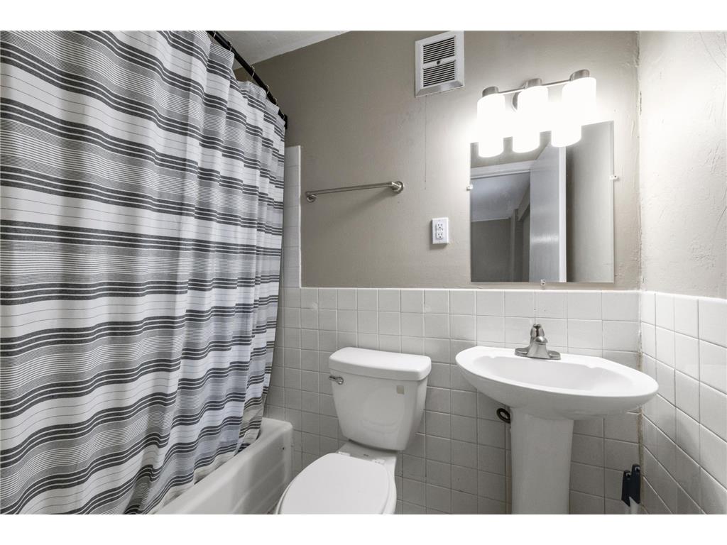 1531 American Boulevard E #101 Bloomington MN 55425 6810137 image16