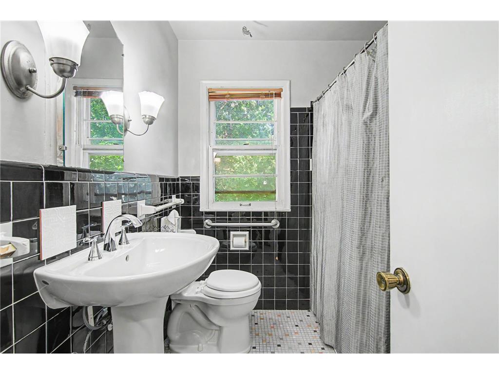 1531 Idaho Avenue W Falcon Heights MN 55108 7104215 image14