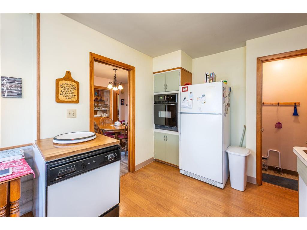 1532 4th Avenue Windom MN 56101 7045346 image11