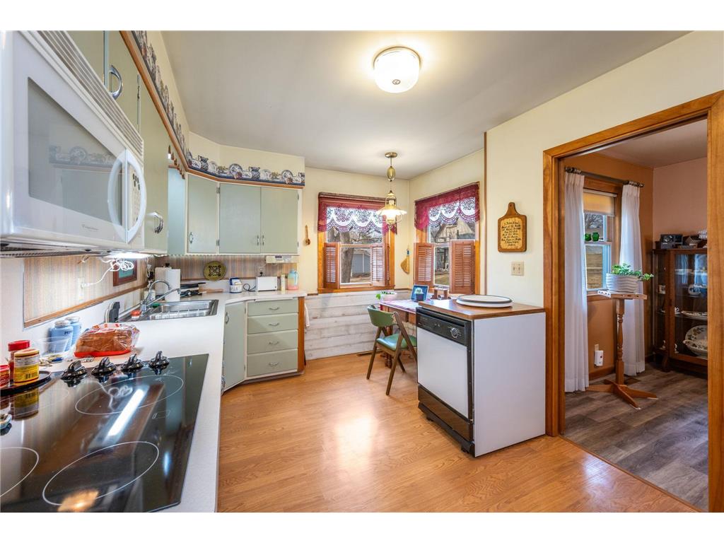 1532 4th Avenue Windom MN 56101 7045346 image12
