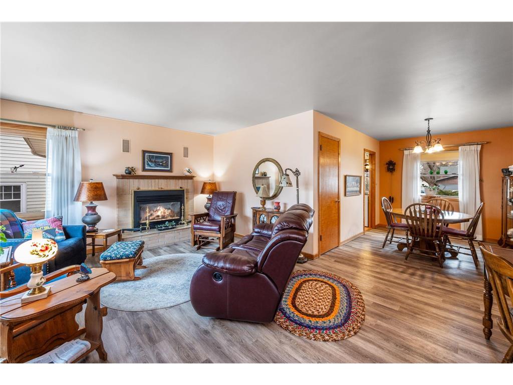 1532 4th Avenue Windom MN 56101 7045346 image4