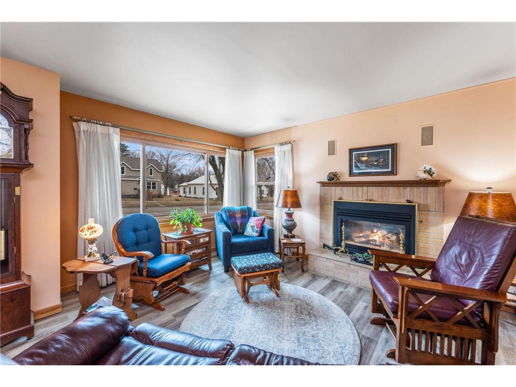 1532 4th Avenue Windom MN 56101 7045346 image5