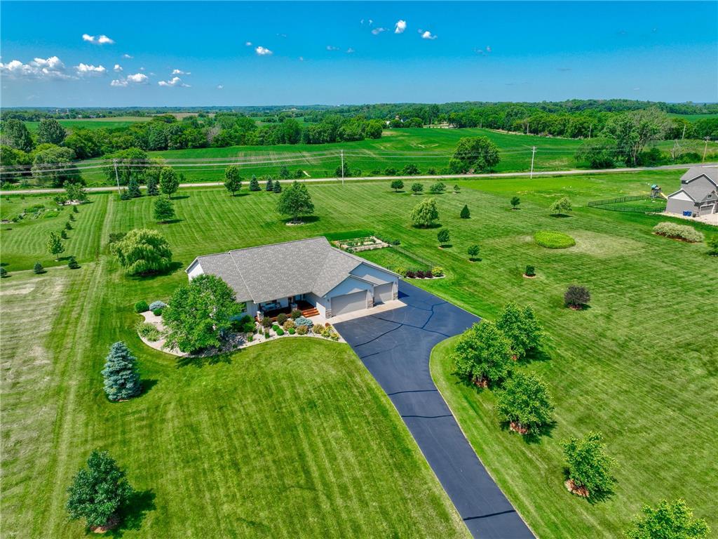 1532 96th Street New Richmond WI 54017 6745407 image1