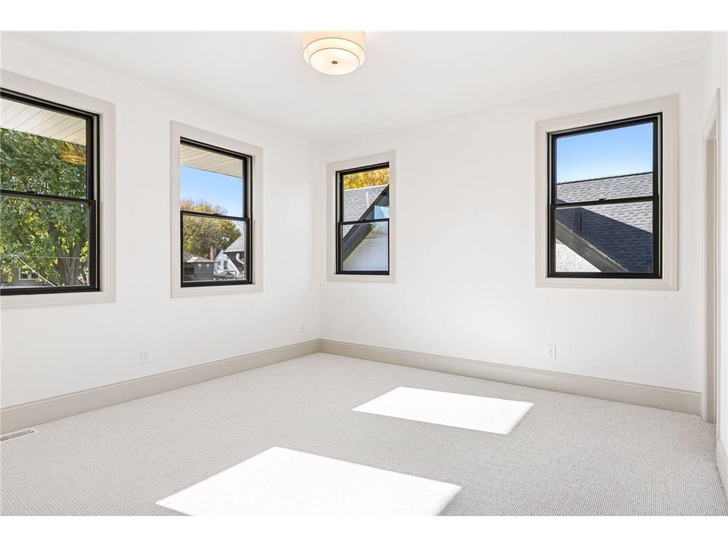 1532 Lincoln Avenue Saint Paul MN 55105 6755458 image28