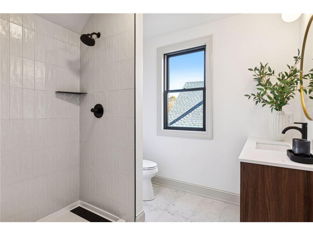 1532 Lincoln Avenue Saint Paul MN 55105 6755458 image38