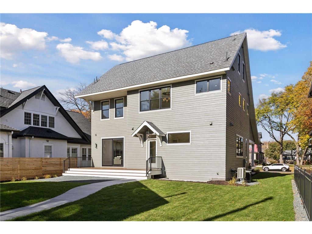 1532 Lincoln Avenue Saint Paul MN 55105 6755458 image40