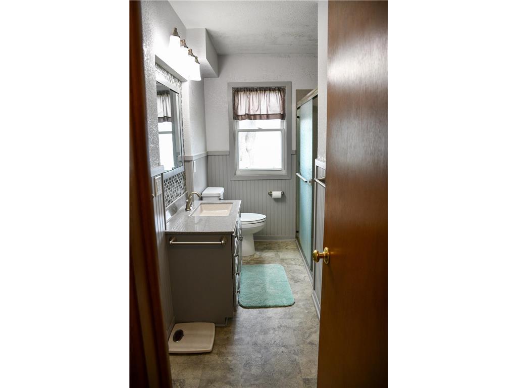 1532 S Shore Drive Worthington MN 56187 7061400 image16