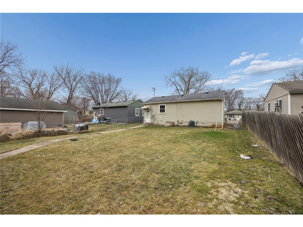 1532 Westminster Street Saint Paul MN 55130 7042467 image12