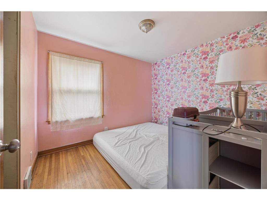1532 Westminster Street Saint Paul MN 55130 7042467 image7