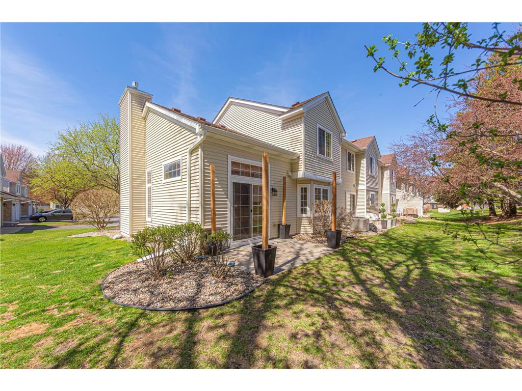 15325 Greenhaven Lane #106 Burnsville MN 55306 7023116 image8