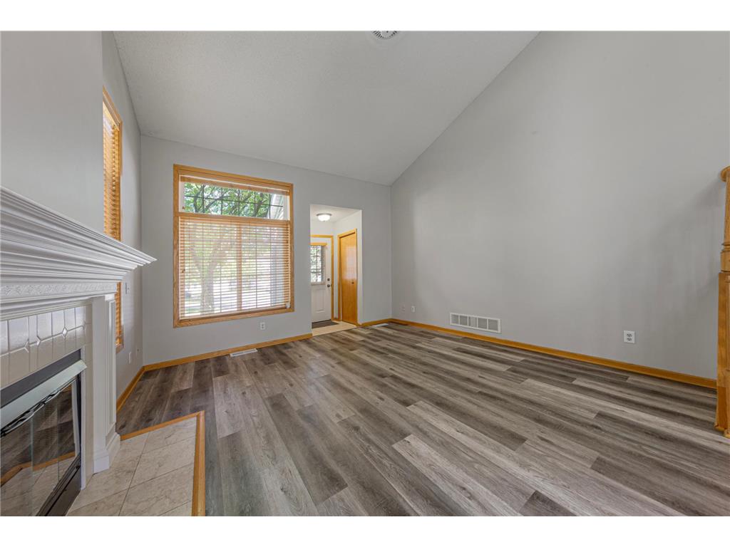 15325 Greenhaven Lane #106 Burnsville MN 55306 7075309 image14