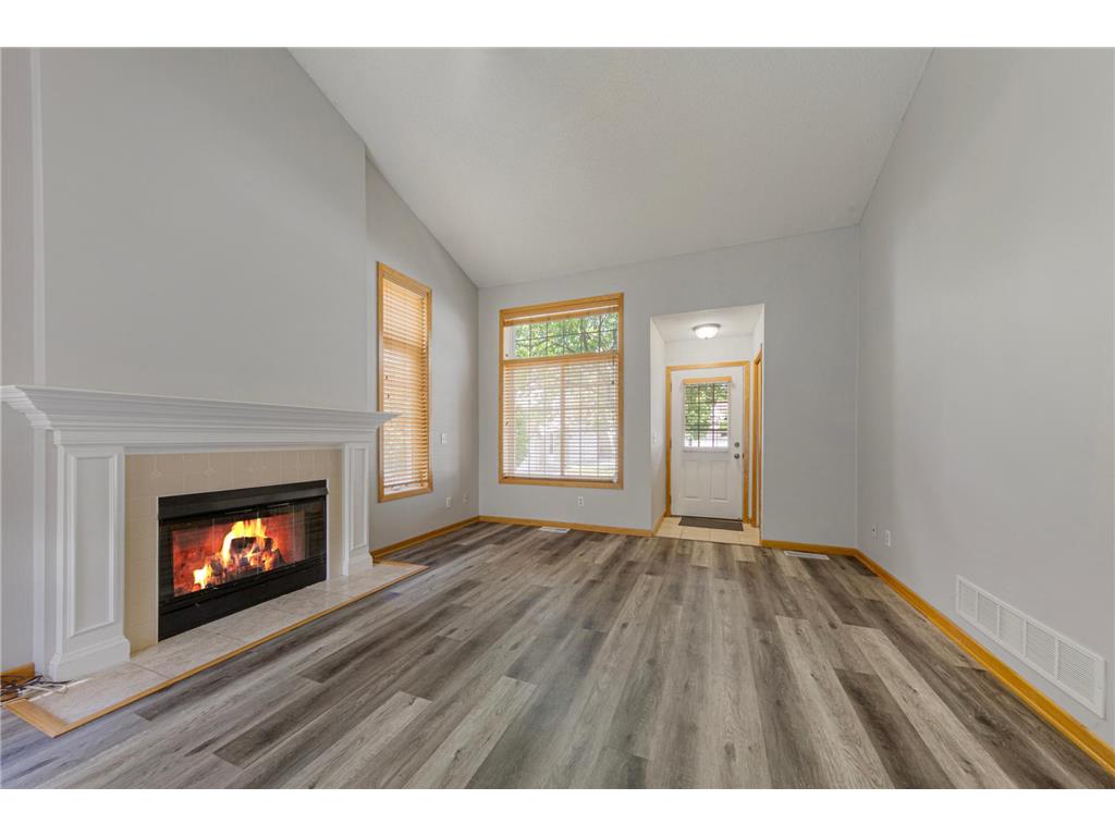 15325 Greenhaven Lane #106 Burnsville MN 55306 7075309 image15