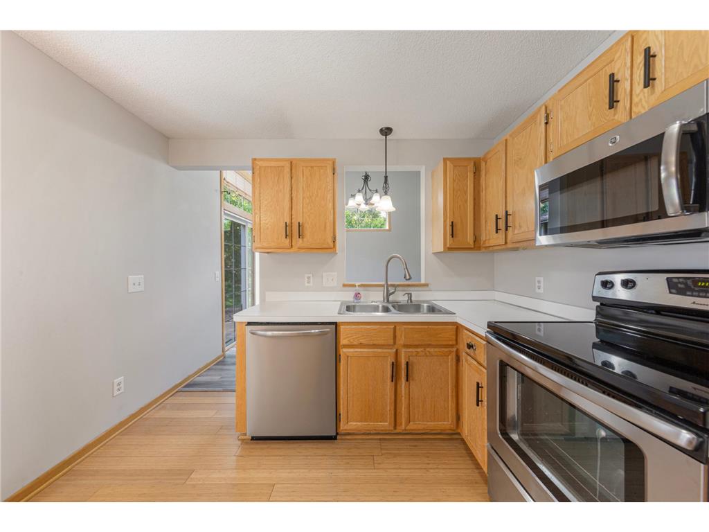 15325 Greenhaven Lane #106 Burnsville MN 55306 7075309 image22