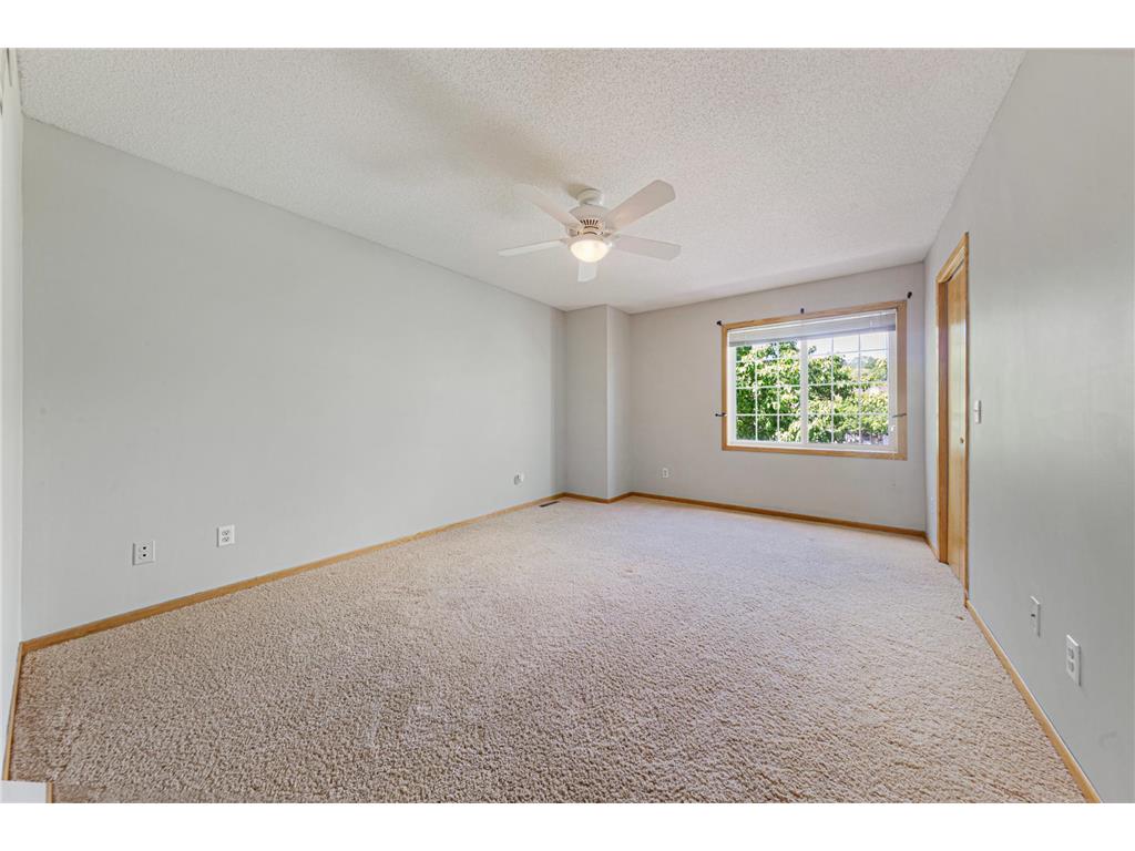 15325 Greenhaven Lane #106 Burnsville MN 55306 7075309 image27