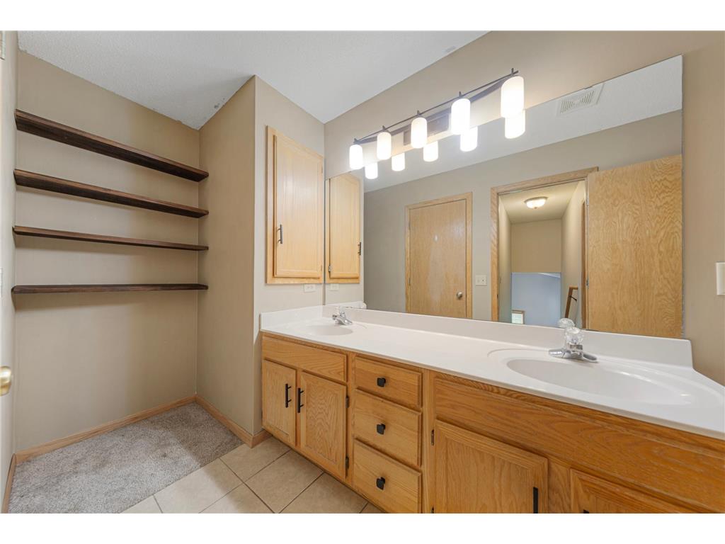 15325 Greenhaven Lane #106 Burnsville MN 55306 7075309 image31