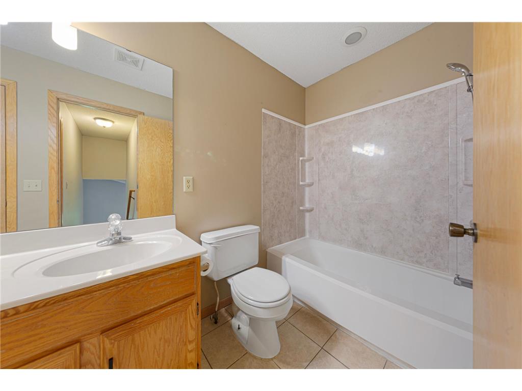 15325 Greenhaven Lane #106 Burnsville MN 55306 7075309 image32