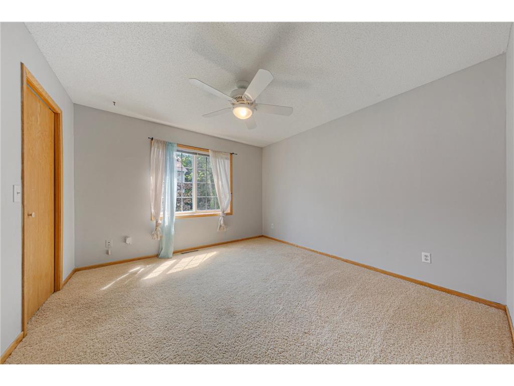 15325 Greenhaven Lane #106 Burnsville MN 55306 7075309 image33