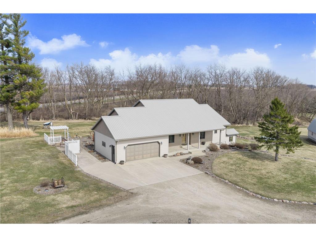 15325 SW 22nd Avenue Summit Twp MN 56026 7049992 image1
